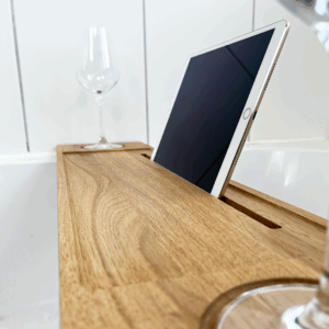 elegante Badewannenablage mit Tablethalterung | Eiche